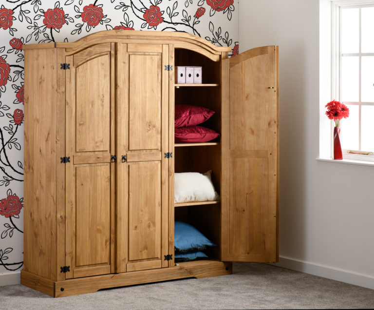 Corona 3 Door Wooden Wardrobe